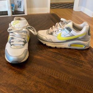 Nike Air Max Sneakers Tennis Shoes 7.5
